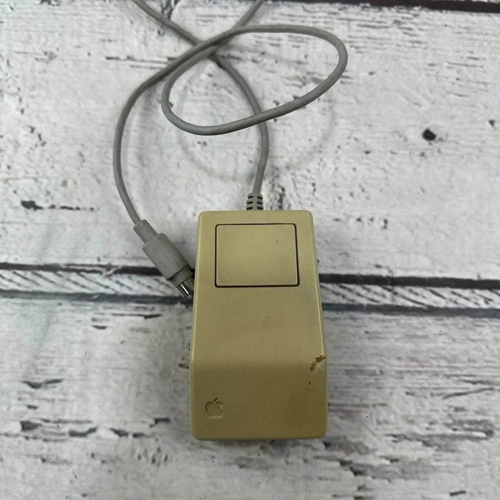 Vintage Apple Macintosh Model G5431 Desktop Bus Mouse Roller Ball As Is Yellowed